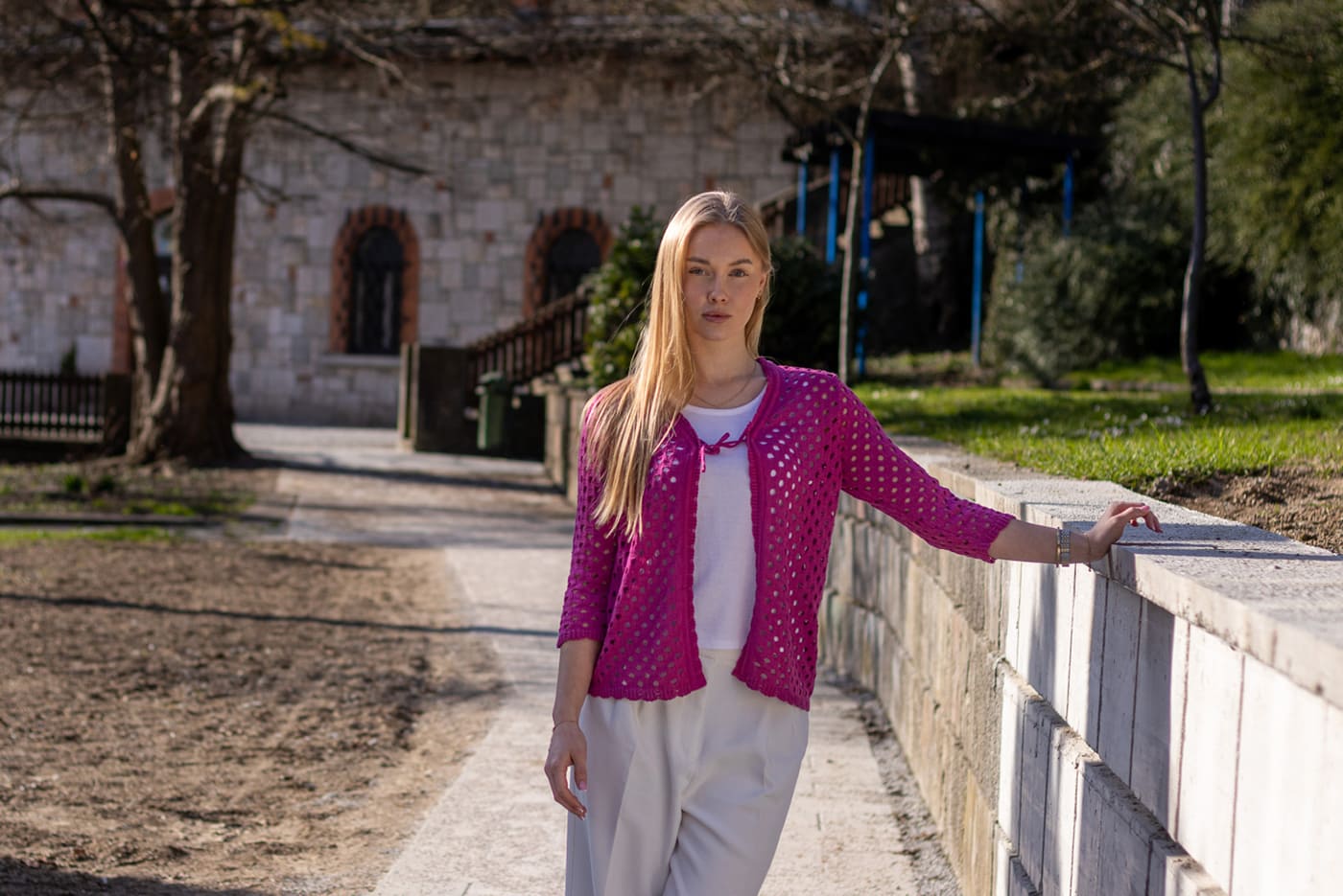 Nova spomladansko-poletna kolekcija pletenin 2026 v Pleteninah Špenko. Lahki puloverji, jopice, ponči in ostale pletenine za spomladansko-poletne dni.